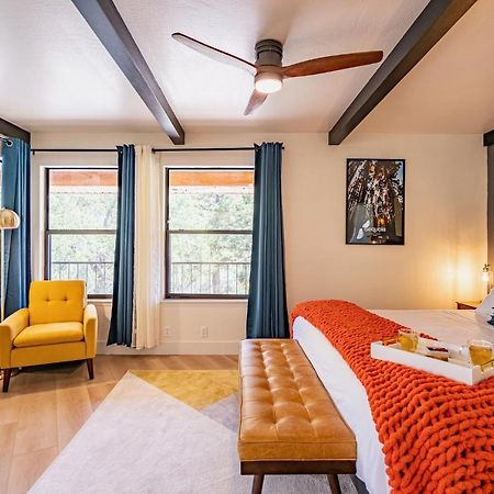 Secluded Mtn Top Family Haven W/Views Spa & Arcade ทรีริเวอร์ส ภายนอก รูปภาพ
